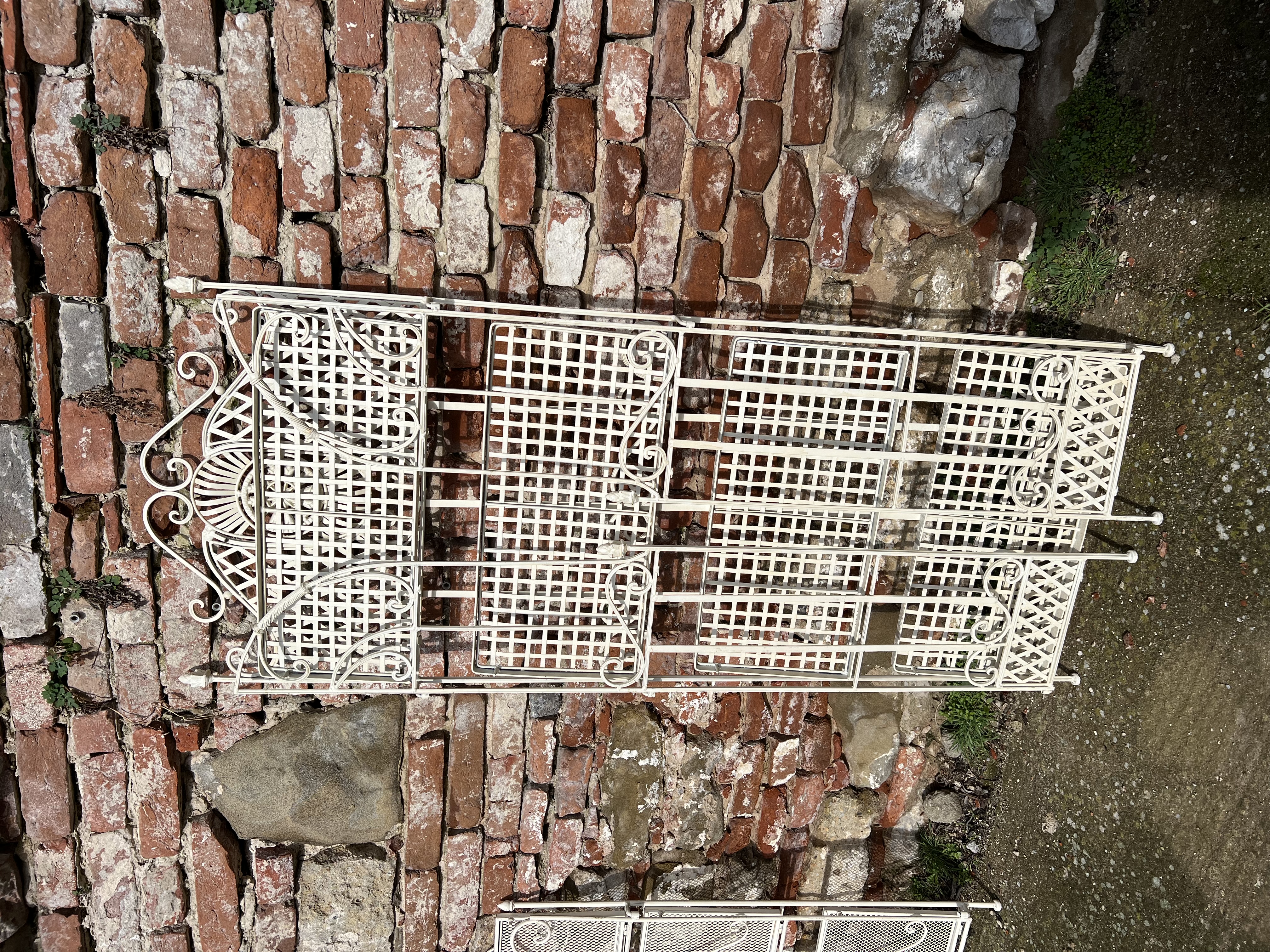 Kovový biely provensálsky regál, Šírka: 63 cm, Výška 165cm