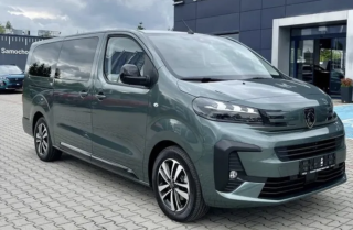 Prenájom 8 miestnej dodávky Peugeot Traveller 2026, automat, cúvacia kamera